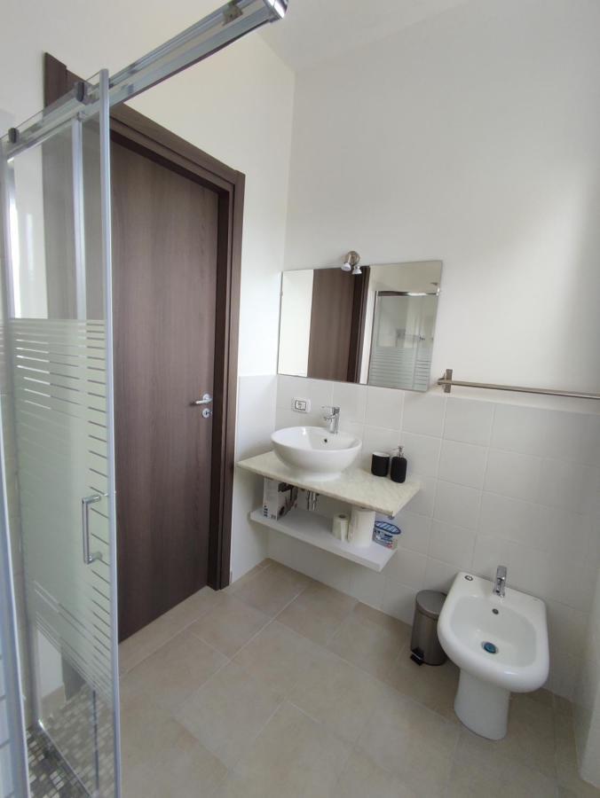 Cristian Rooms Avola Luaran gambar