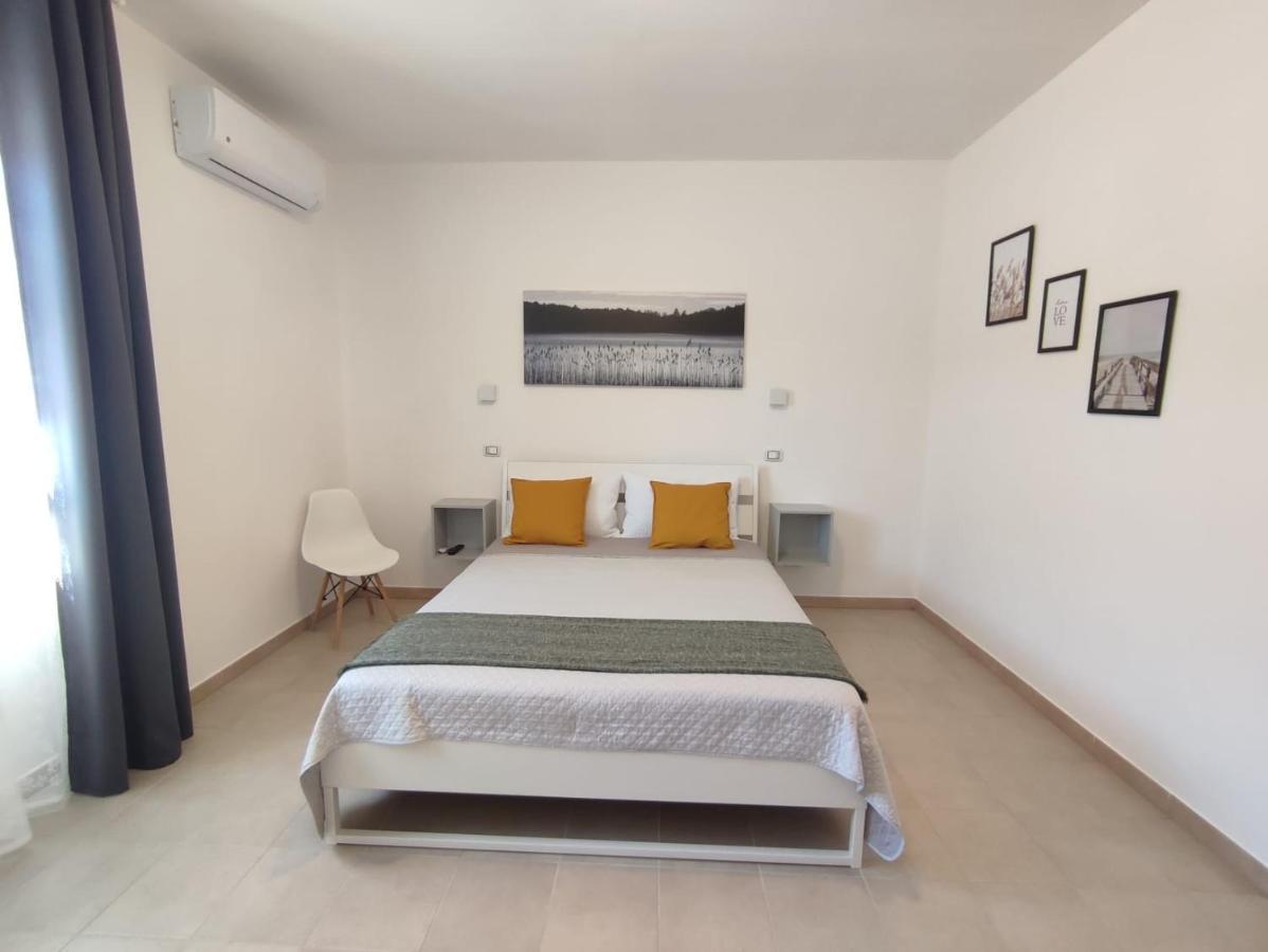 Cristian Rooms Avola Luaran gambar
