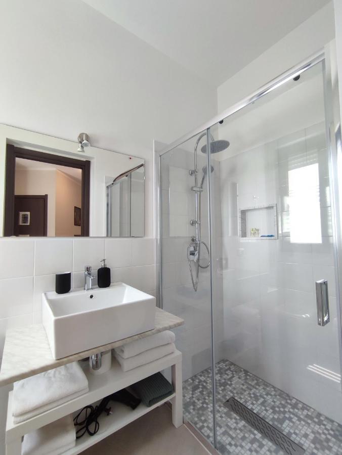Cristian Rooms Avola Luaran gambar