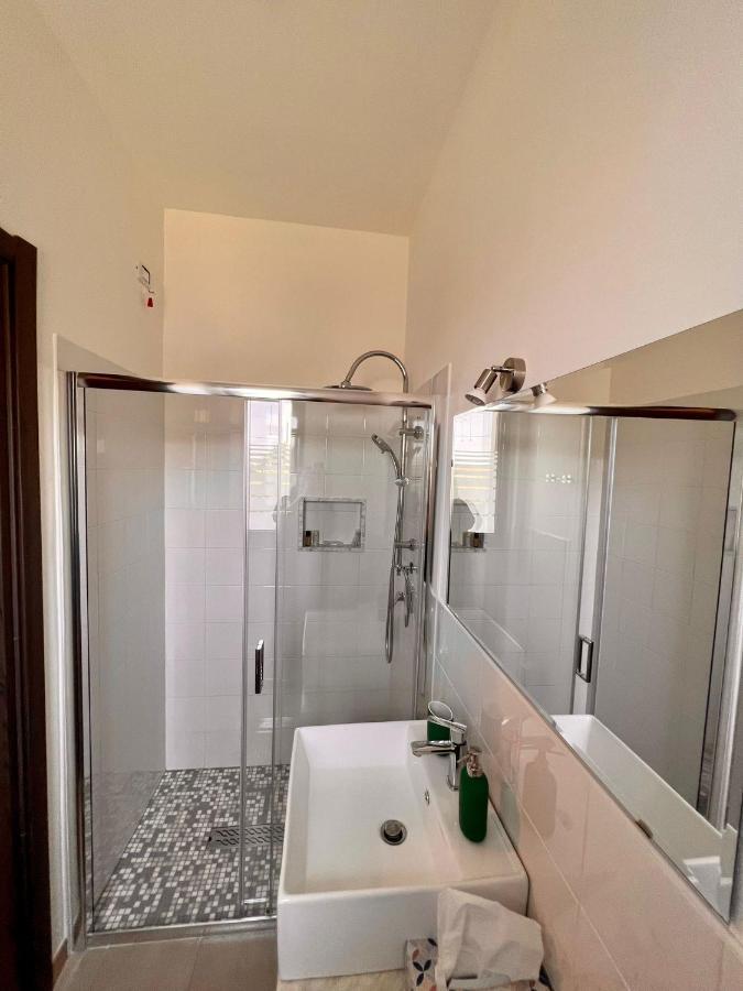 Cristian Rooms Avola Luaran gambar